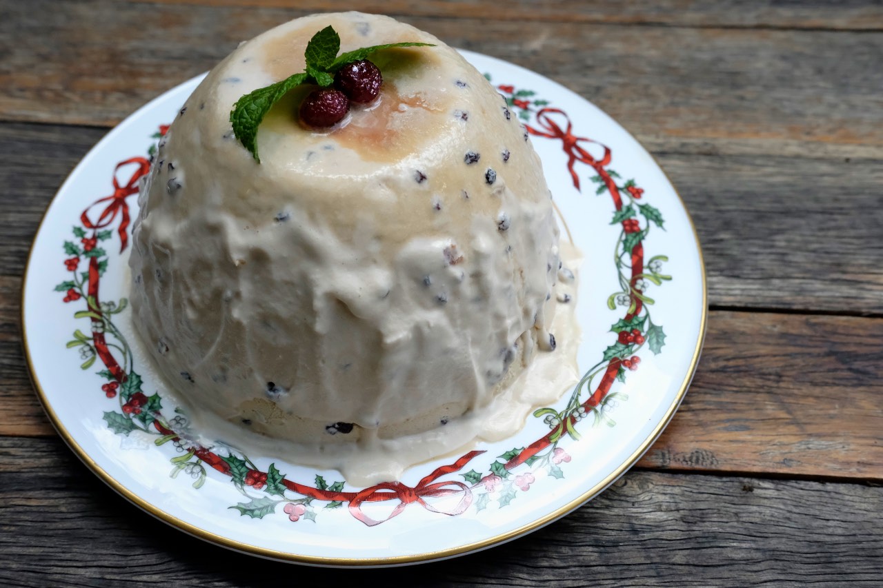 Christmas Pudding Ice-Cream, ready to serve.