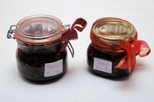 Mincemeat in sealed jars